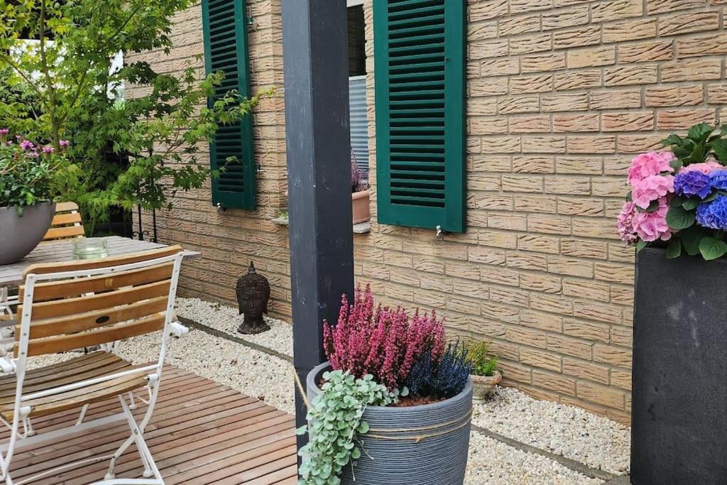 A La Maison Bielefeld City Nah Exterior photo